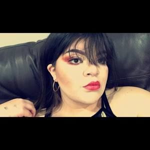 Meet your Posher, Nayeli